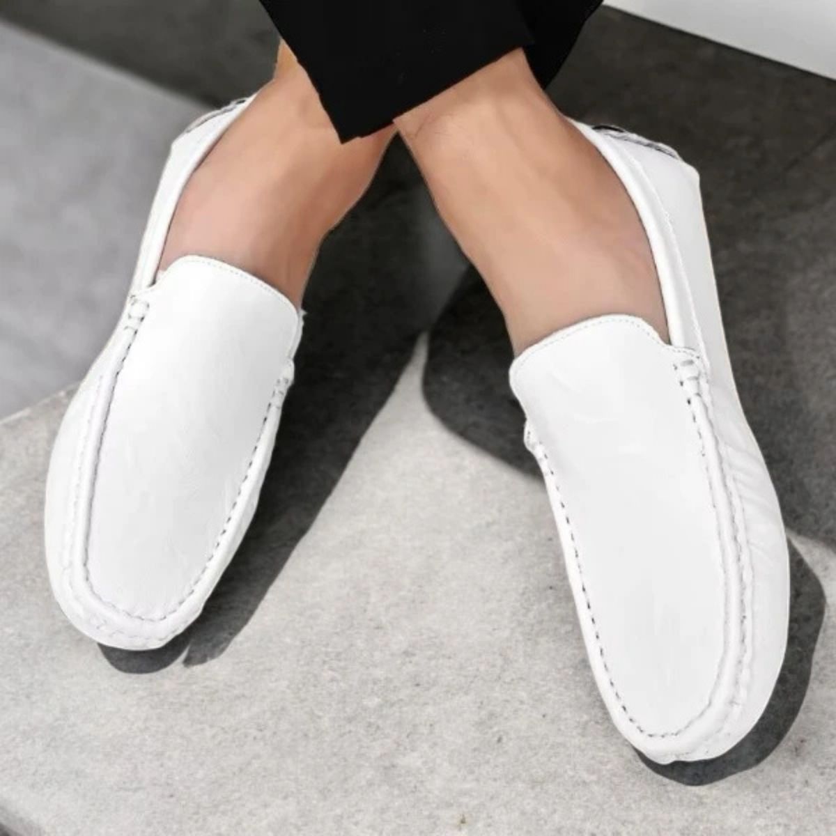 Mocasín Hombre en Cuero - Color Blanco - Diseño Elegante - Tienda Serrano