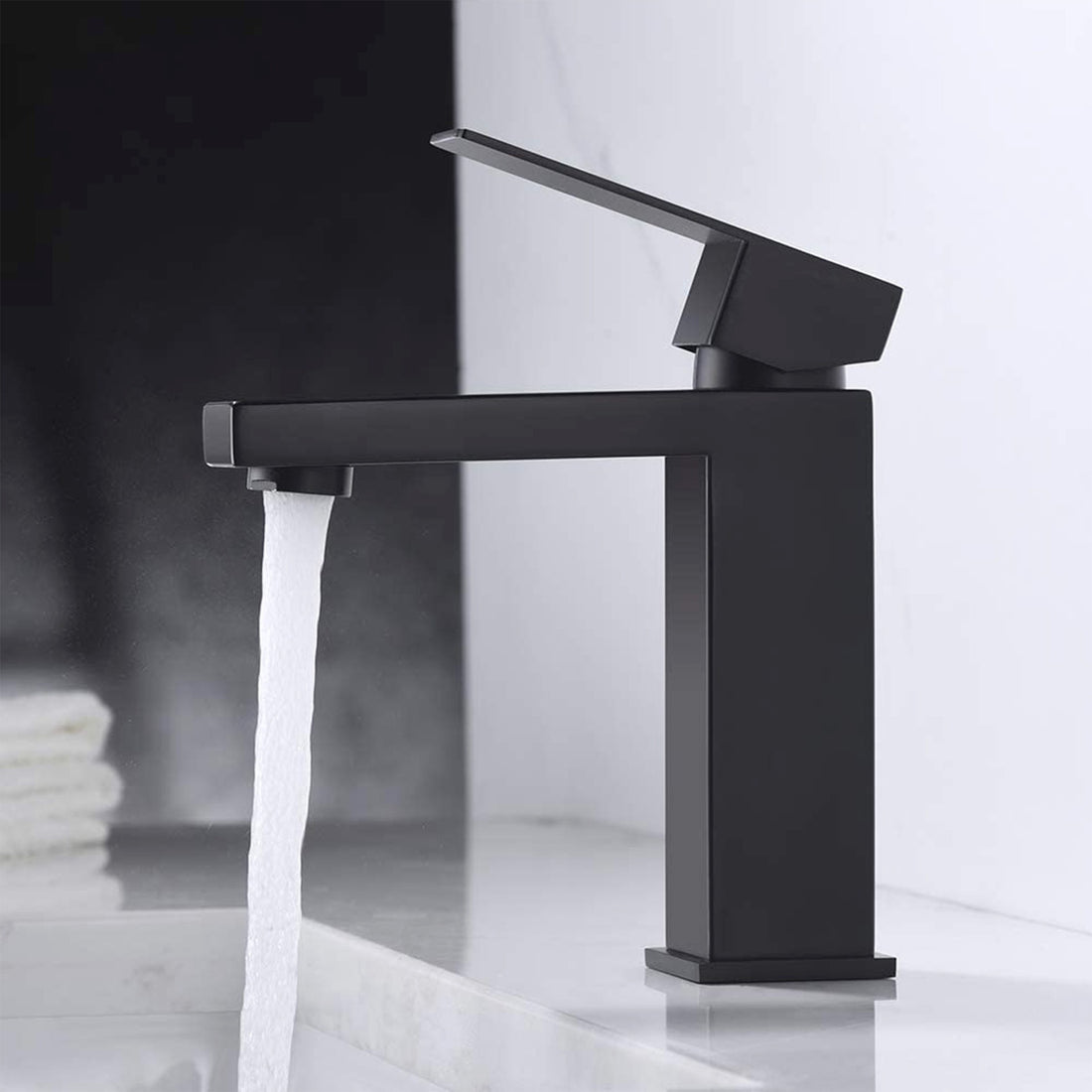 Grifo Mezclador Monomando para Baño – Diseño Bajo y Moderno con Agua Caliente y FríaTienda Serrano