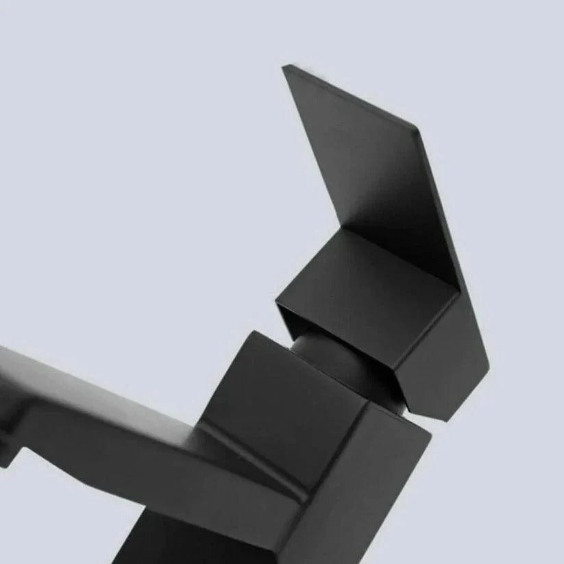 Grifo Mezclador Monomando para Baño – Diseño Bajo y Moderno con Agua Caliente y FríaTienda Serrano