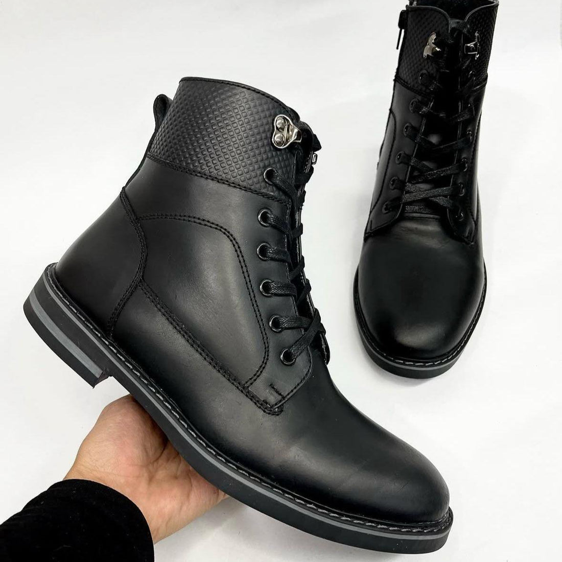 Botas Hombre en Cuero de Caña Media – Estilo urbano con funcionalidad - Tienda Serrano
