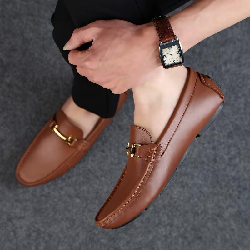 Mocasín Hombre en Cuero con Elevación Interna Elegante - Tienda Serrano