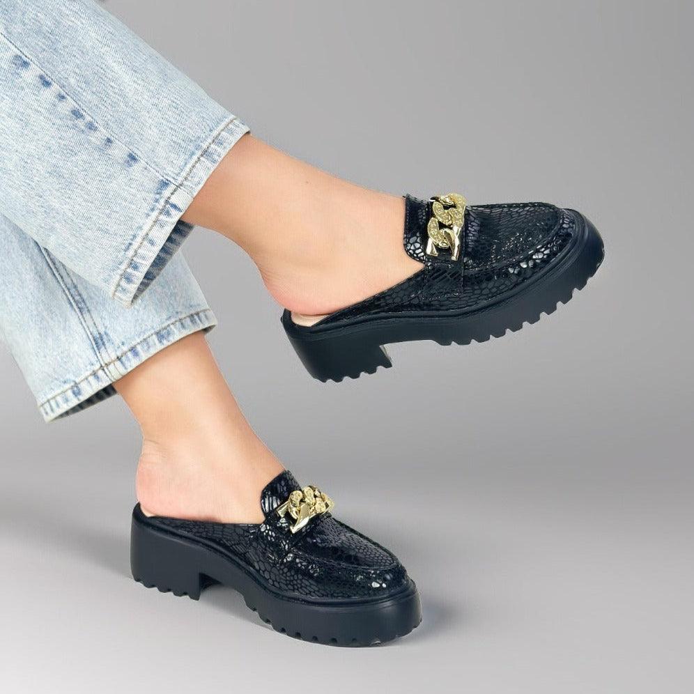 Mocasín Mule para Mujer Chunky Negro – Folia Espejo Brillante, Ultra Liviano y Súper Cómodo - Tienda Serrano
